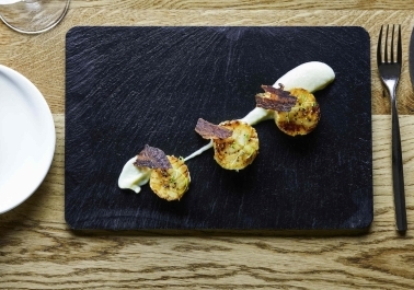 Indulge in Culinary Delights at Elements Restaurant: Novotel Birmingham Airport sidebar image